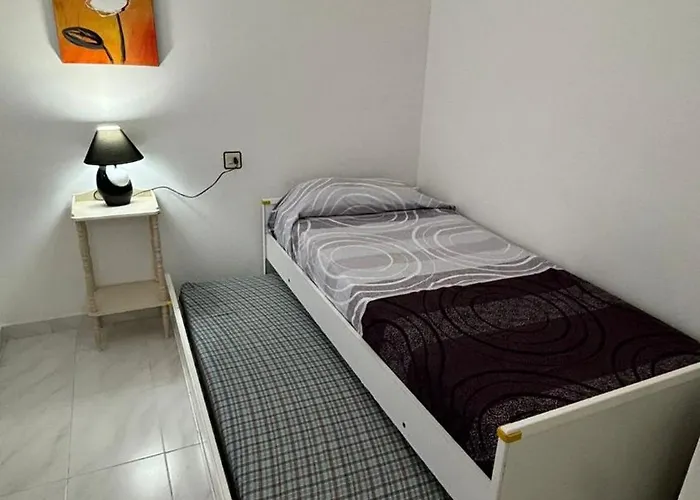 Apartament Garbinell 1 2 *