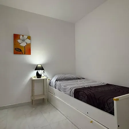 Garbinell 1 2 Apartment *