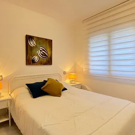 Appartement Garbinell 1 2 Roses